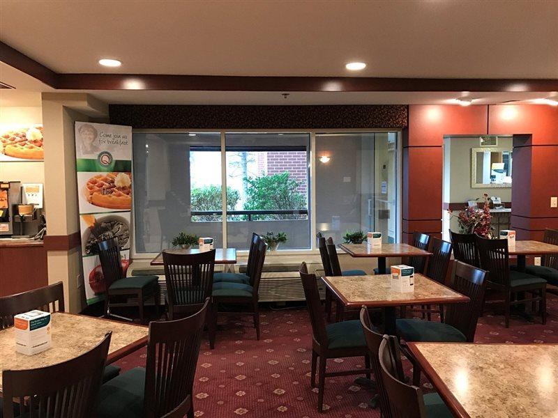 Quality Inn Milwaukee- Брукфілд Екстер'єр фото